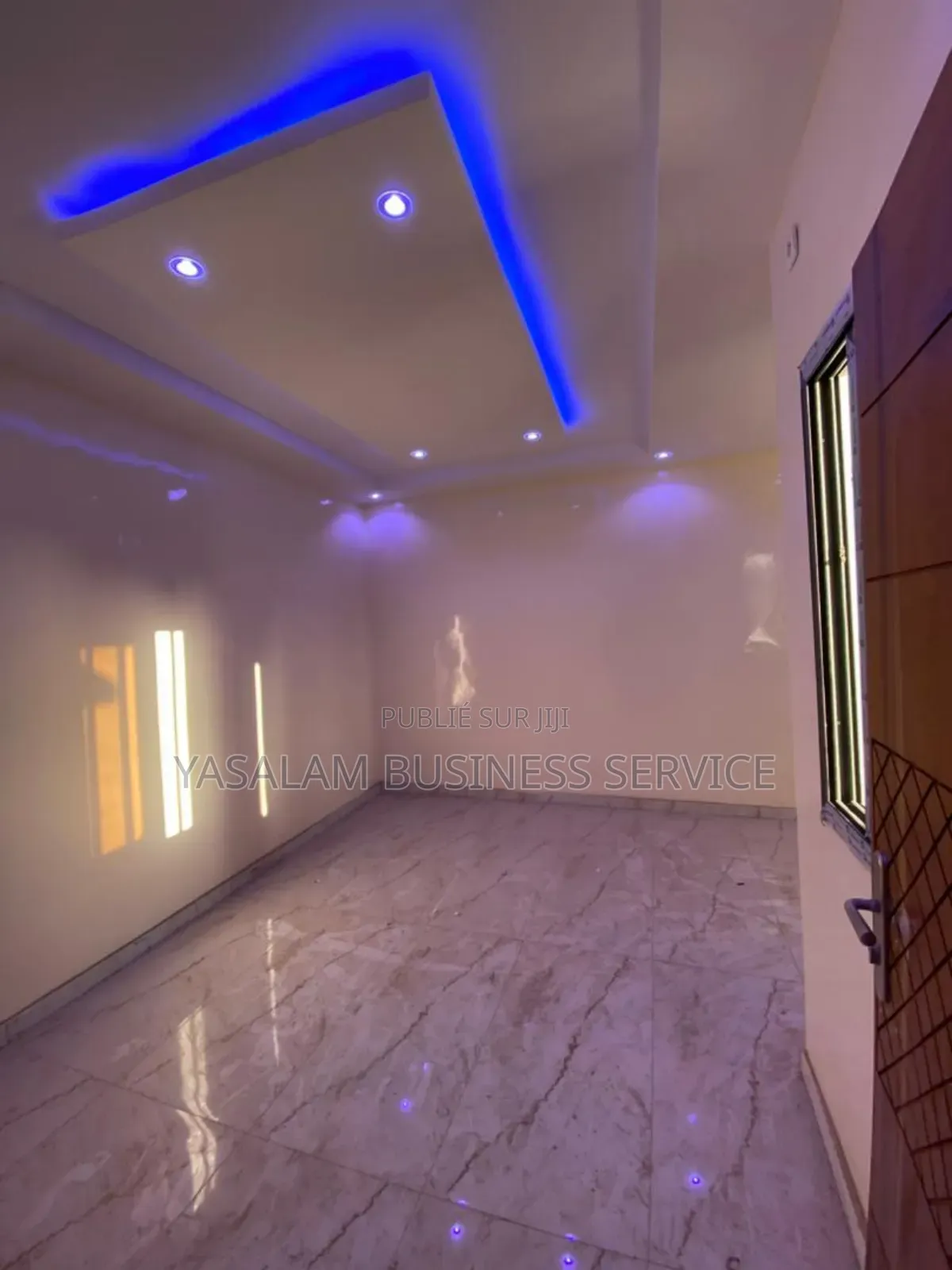 3chbre Appartement dans Yasalam Business, Parcelles Assainies à Louer