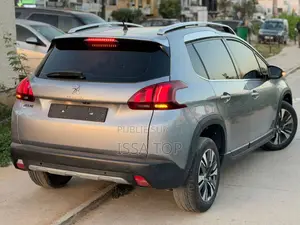 Peugeot 2008 2017 Gris