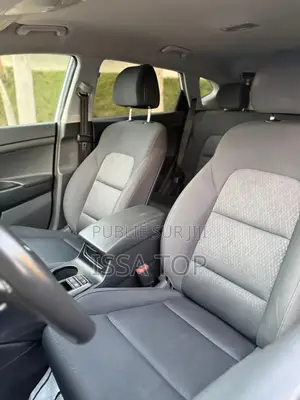 Toyota RAV4 2018 Blue