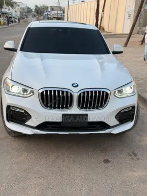 Photo - BMW X4 xDrive30i 2019 Blanc