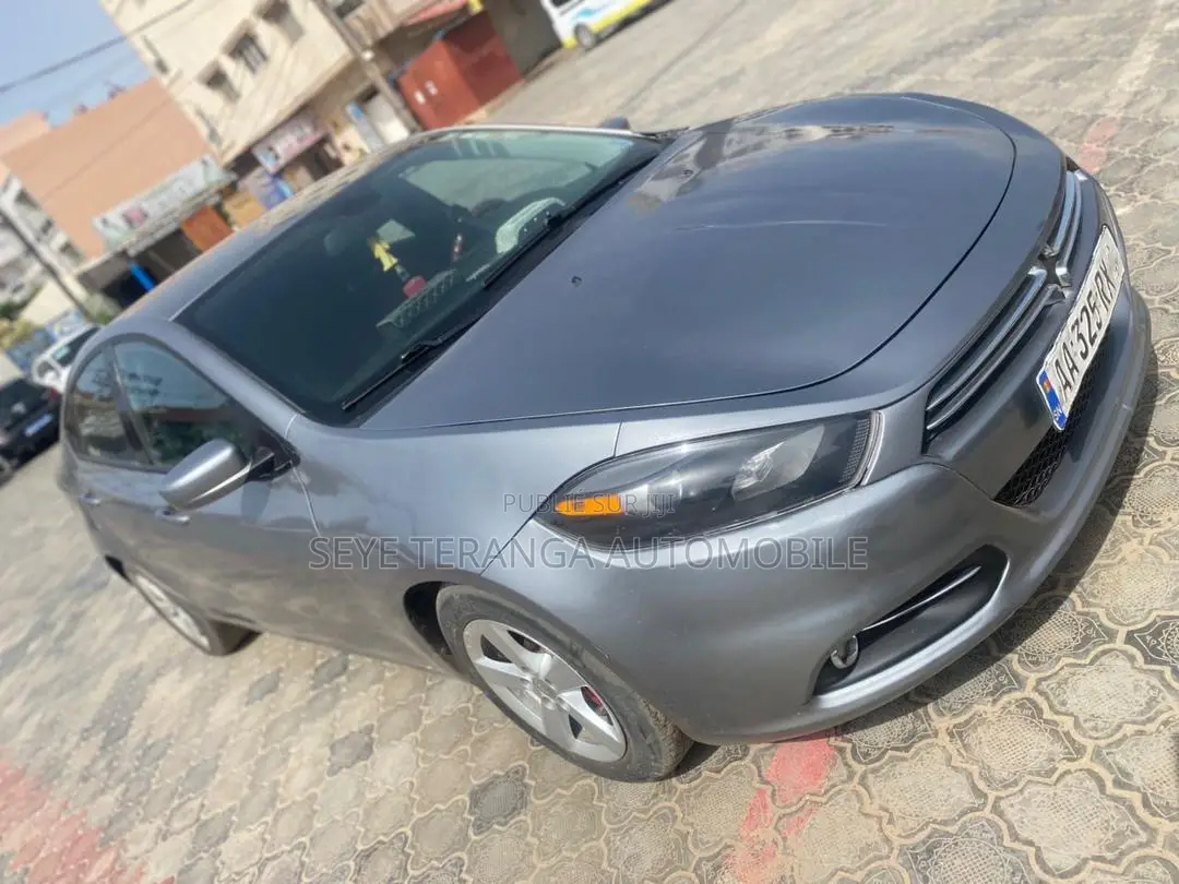 Dodge Dart SXT 4dr Sedan (2.4L 4cyl 6M) 2015 Gris
