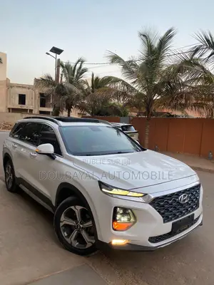 Photo - Hyundai Santa Fe 2019 Black