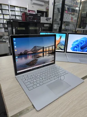 Photo - Microsoft Surface Book 2 8GB Intel Core I5 SSD 256GB