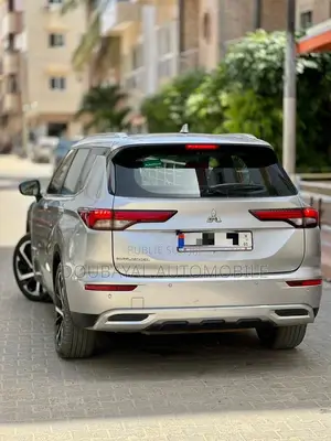 Mitsubishi Outlander 2022