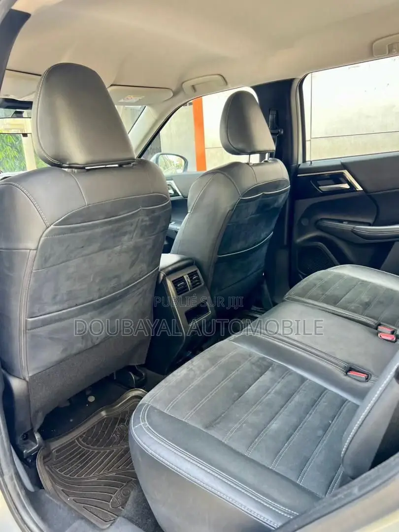 Mitsubishi Outlander 2022