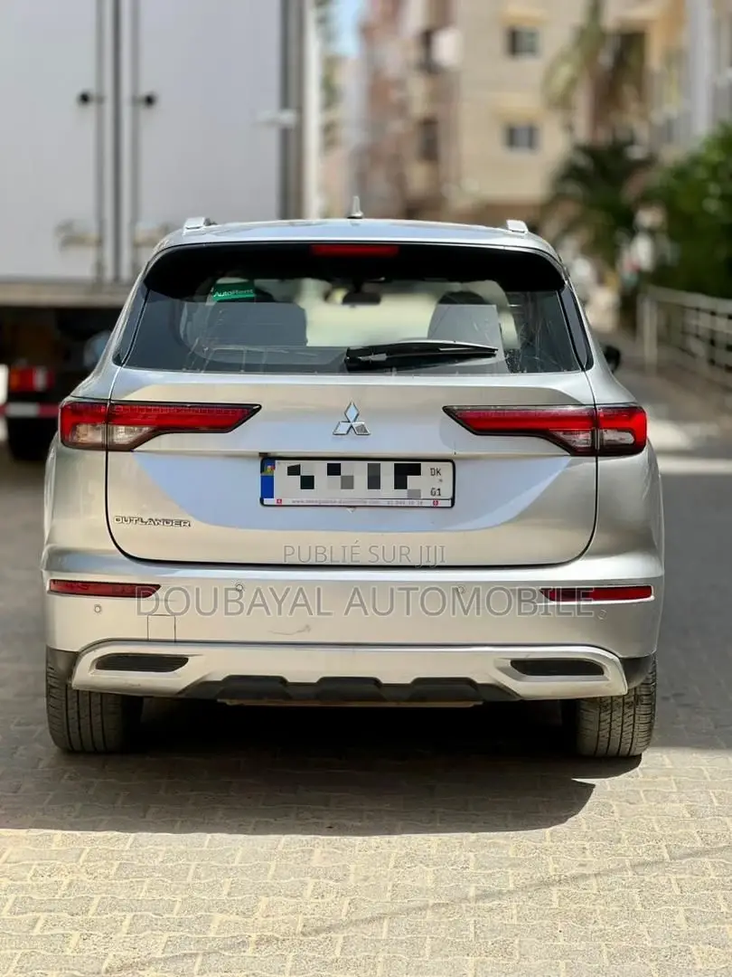 Mitsubishi Outlander 2022