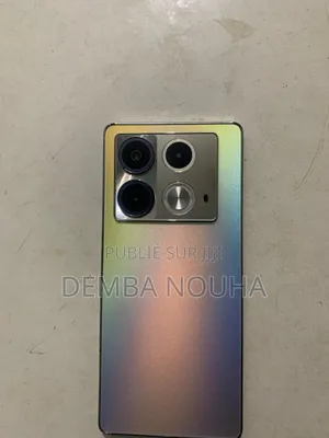 Photo - Infinix Note 40 256 GB Bronze