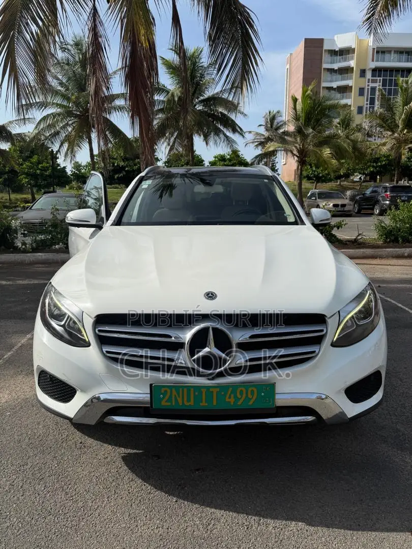 Mercedes-Benz GLC-Class 2018 Blanc cassé