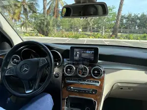 Mercedes-Benz GLC-Class 2018 Blanc cassé