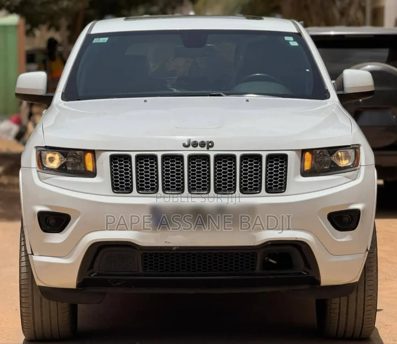 Jeep Grand Cherokee Laredo 4dr SUV 4WD (3.6L 6cyl 8A) 2015 Blanc