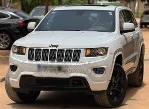 Jeep Grand Cherokee Laredo 4dr SUV 4WD (3.6L 6cyl 8A) 2015 Blanc