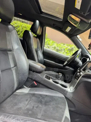 Jeep Grand Cherokee Laredo 4dr SUV 4WD (3.6L 6cyl 8A) 2015 Blanc