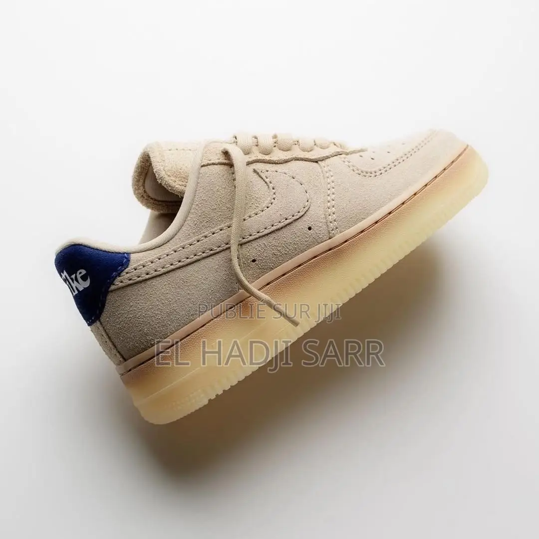 Chaussures Nike Air Force 1 Low '07