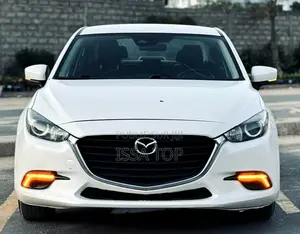 Photo - Mazda 3 2017 Blanc