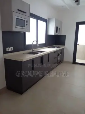 3chbre Appartement dans Groupe Refuge, Mermoz Sacré-Cœur à Louer