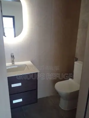 3chbre Appartement dans Groupe Refuge, Mermoz Sacré-Cœur à Louer