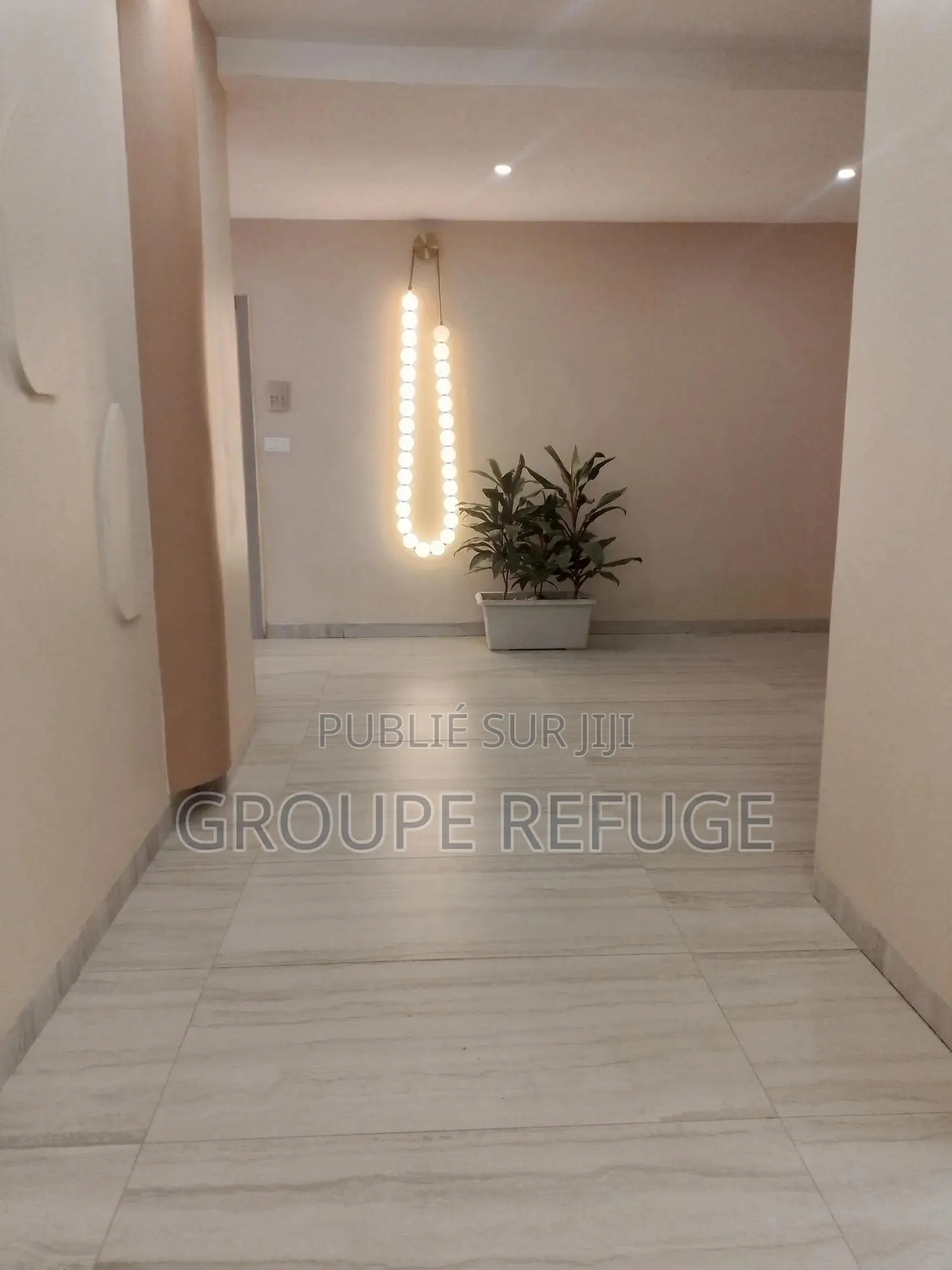 3chbre Appartement dans Groupe Refuge, Mermoz Sacré-Cœur à Louer