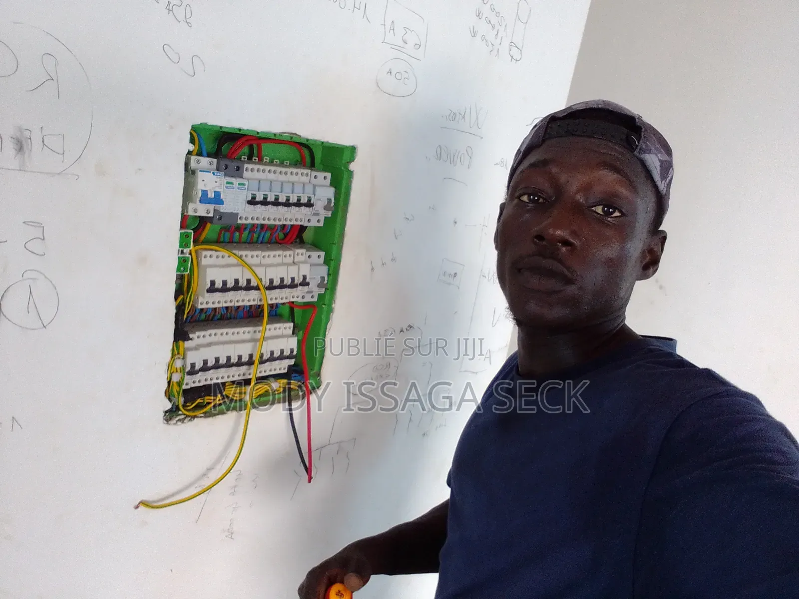 Technicien Électrique