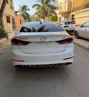 Hyundai Elantra 2017 Blanc