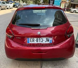 Peugeot 208 2017 Rouge