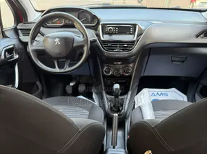 Peugeot 208 2017 Rouge