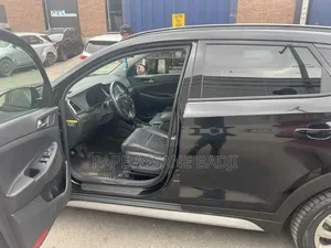 Hyundai Tucson Limited AWD 2017 Black