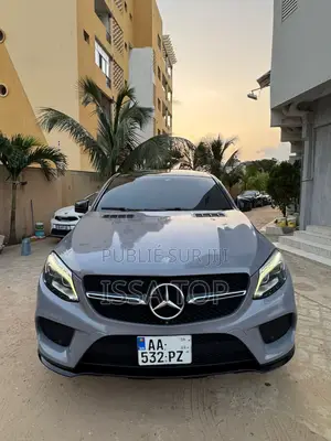 Photo - Mercedes-Benz GLE-Class 2017 Gris