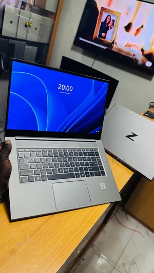 New Ordinateur Portable HP Zbook Studio G7 32GB Intel Core I7 SSD 512GB