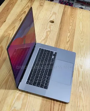 New Apple MacBook Pro 2019 16GB Intel Core I9 SSD 1T