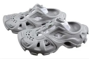 Chaussures Plastiques*Disponible* *Pointure* *40–41–42–43–44–45*