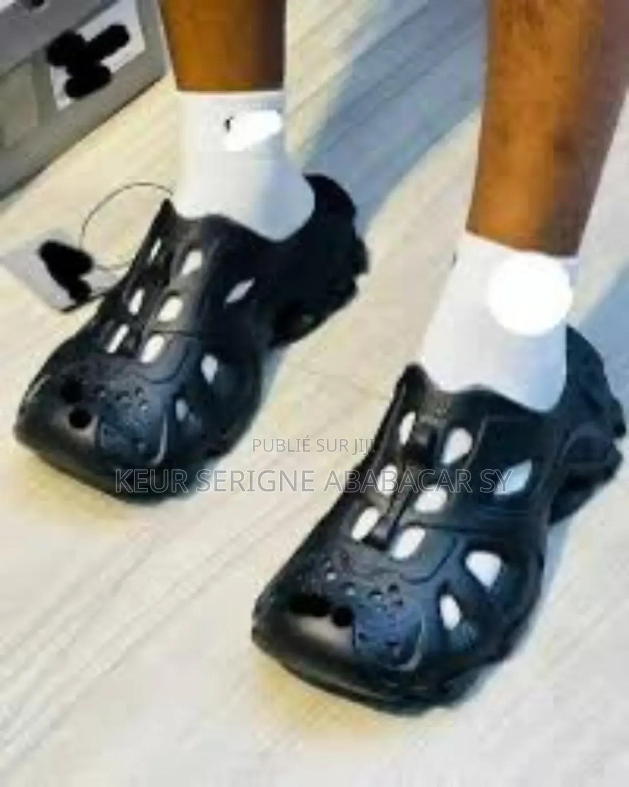 Chaussures Plastiques*Disponible* *Pointure* *40–41–42–43–44–45*