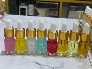 Photo - Huiles Parfumées De Très Bonne Qualité