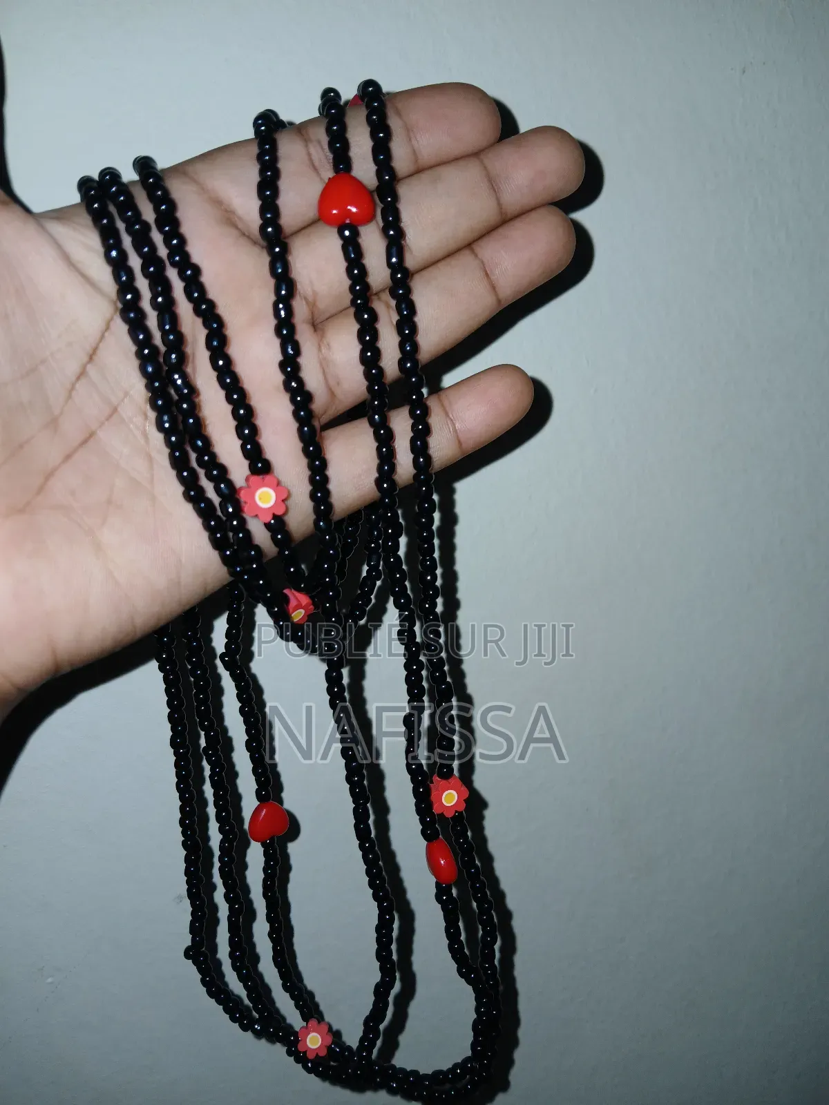 Bayas, Perle De Taille