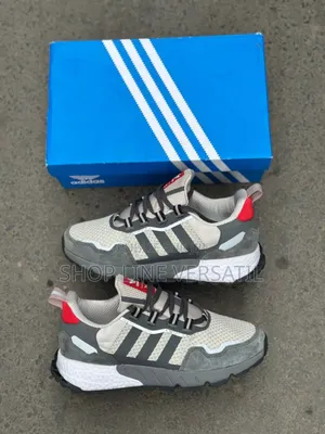 Chaussure Adidas Neuf