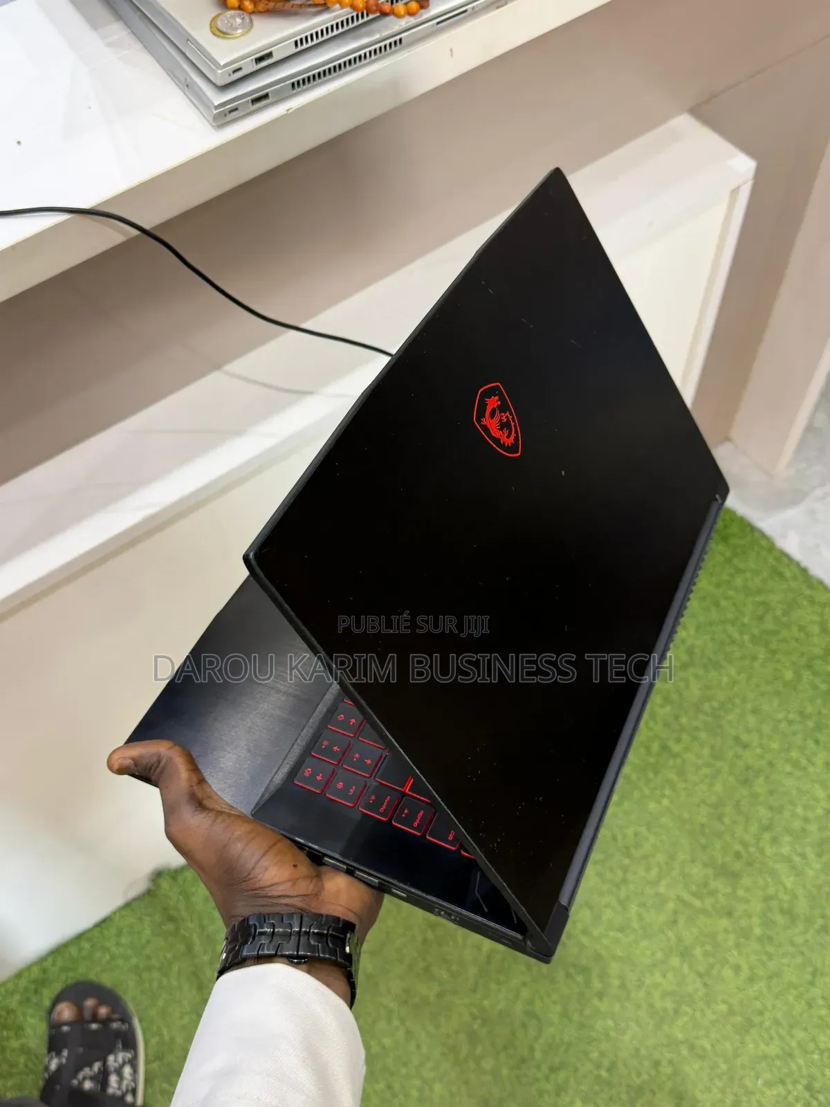 New Ordinateur Portable MSI 16GB Intel Core I5 SSD 512GB