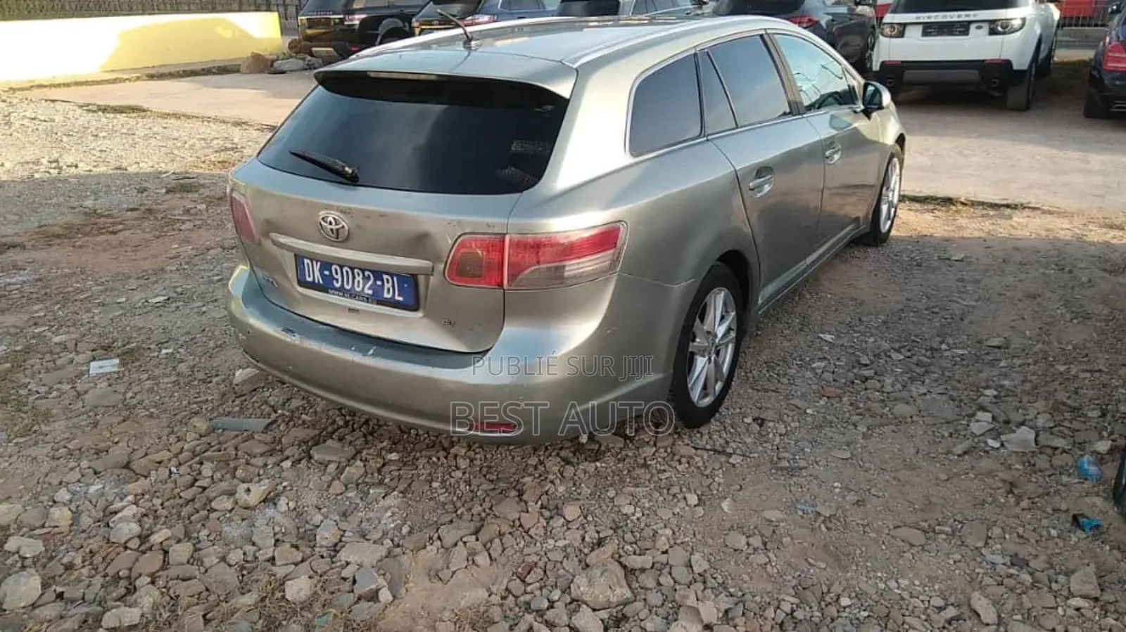 Toyota Avensis 2011 Gris