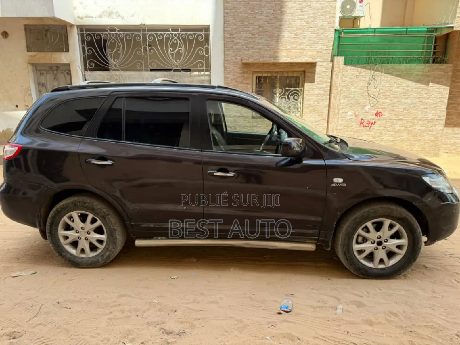 Hyundai Santa Fe 2011 Black