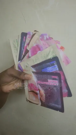 Lot 13 Masques Anti Cerne Et 8 Lèvre