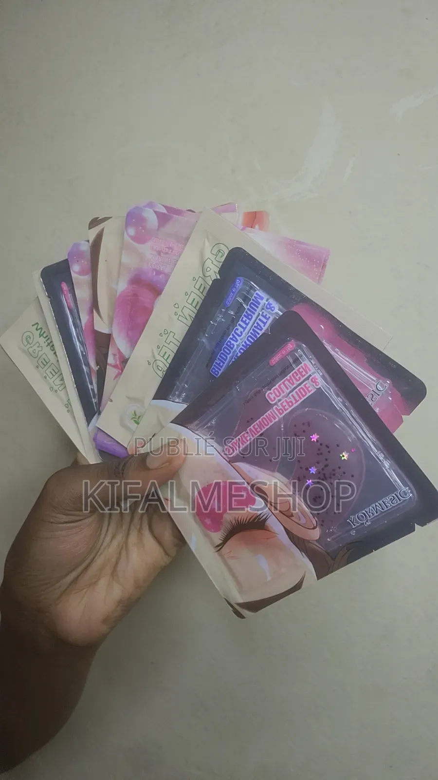 Lot 13 Masques Anti Cerne Et 8 Lèvre