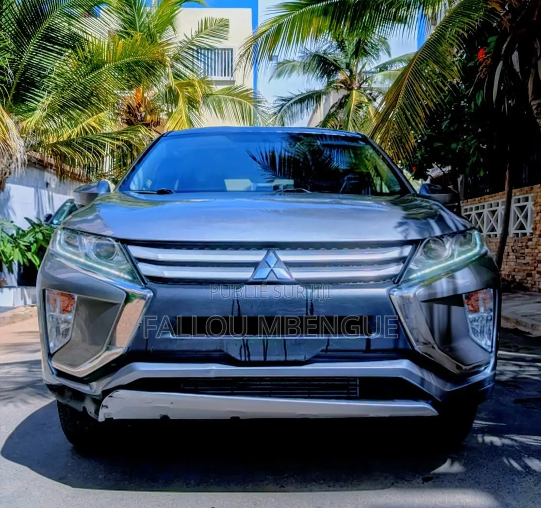 Mitsubishi Eclipse Cross 2020 Gris