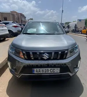 Photo - Suzuki Vitara 2020 Gris