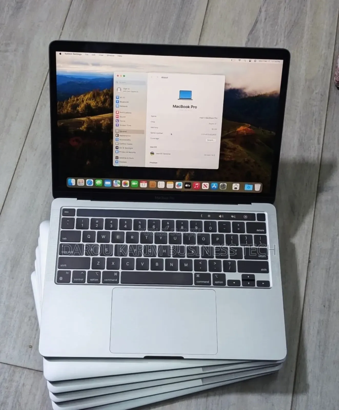 New Apple MacBook Pro 2020 32GB Intel Core I7 SSD 512GB