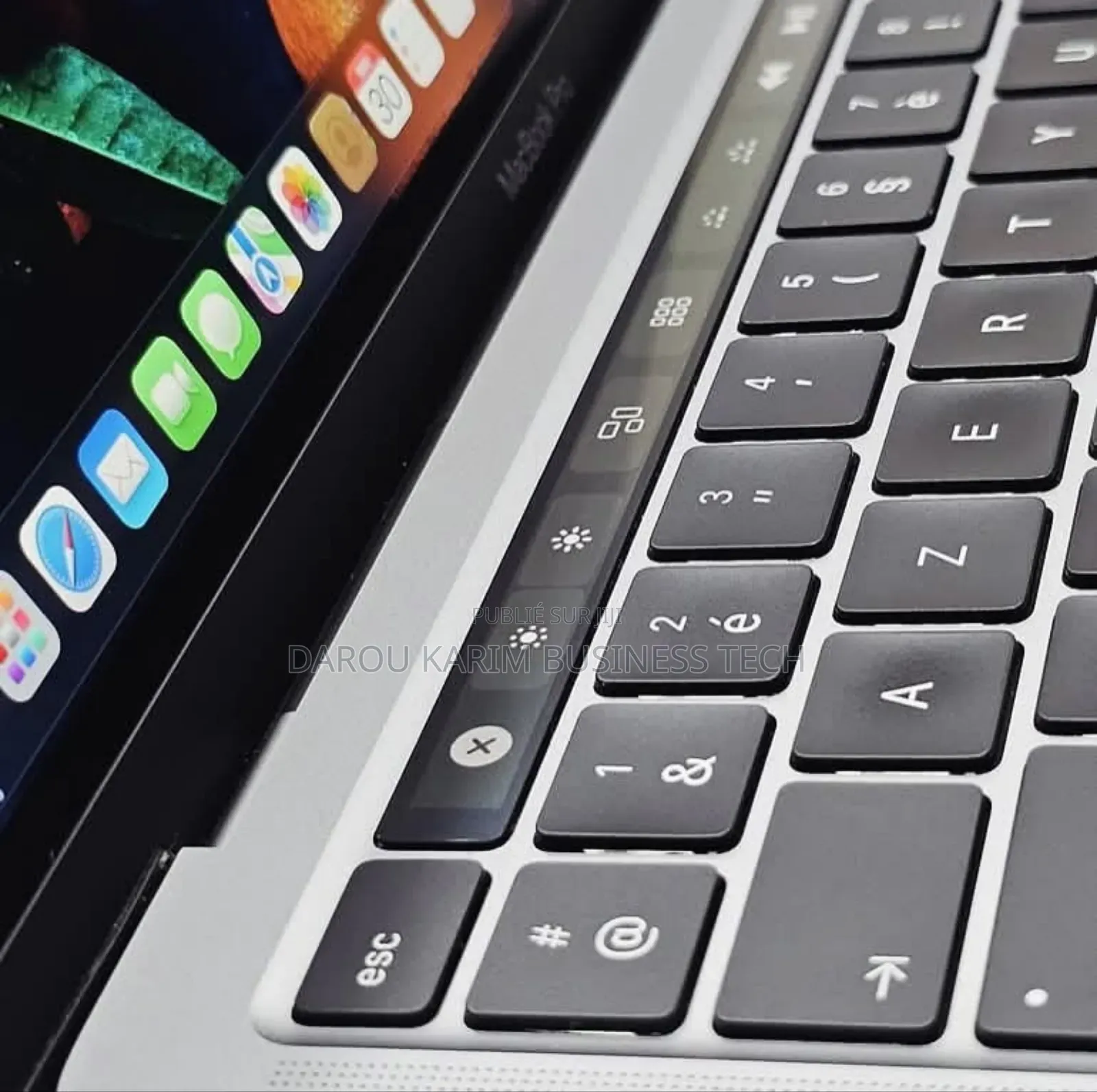 New Apple MacBook Pro 2020 32GB Intel Core I7 SSD 512GB