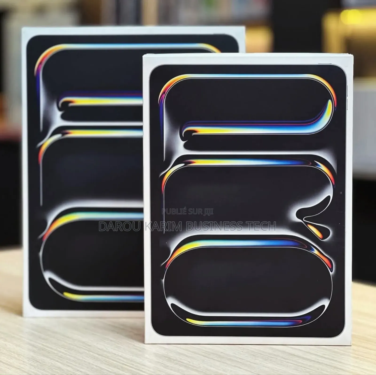 New Apple iPad Pro 13 (2024) 256 GO