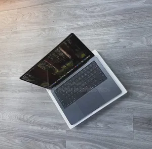 New Apple MacBook Pro 2023 M3 14-Inch 18GB Apple M3 Pro SSD 512GB