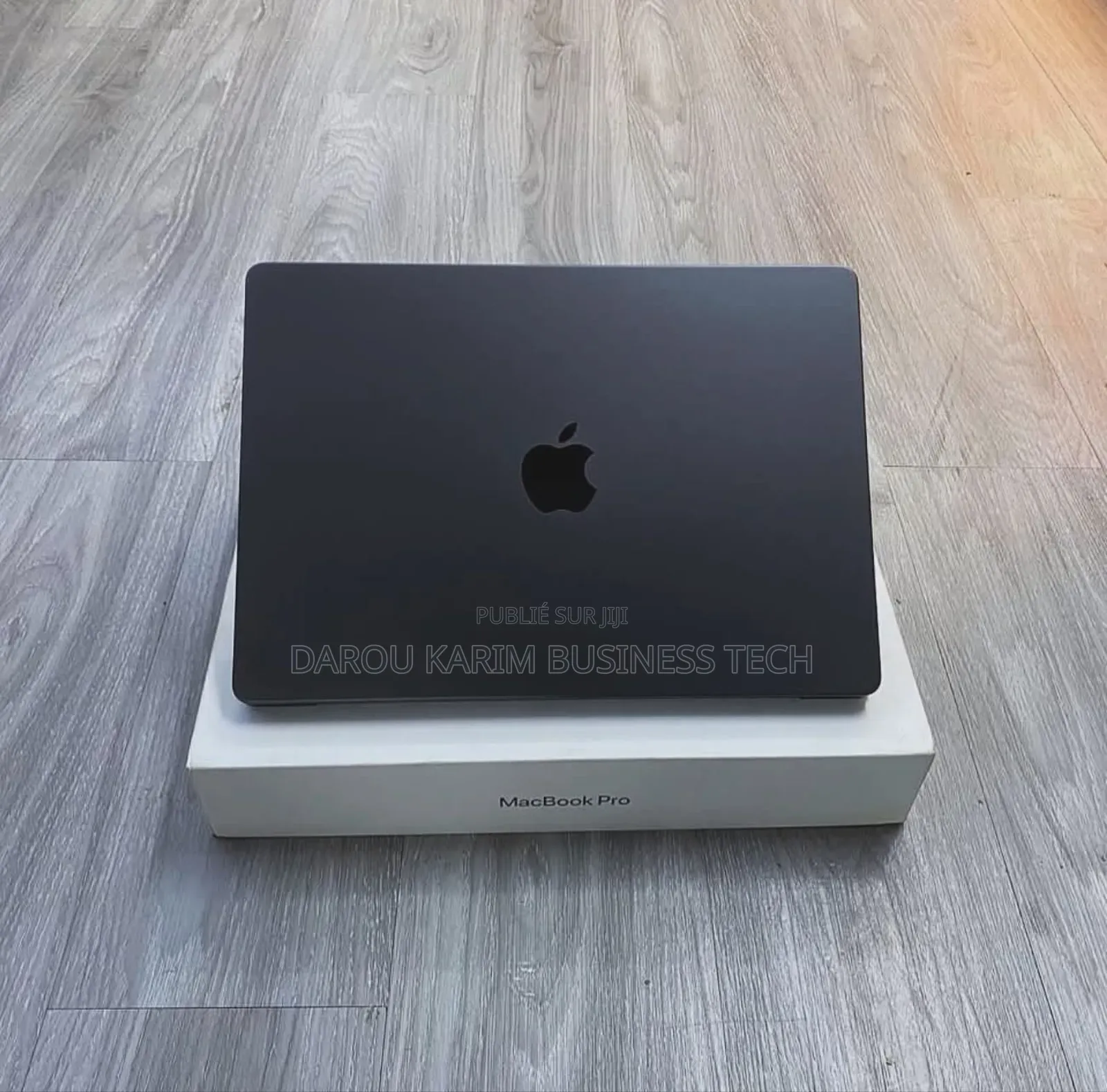 New Apple MacBook Pro 2023 M3 14-Inch 18GB Apple M3 Pro SSD 512GB