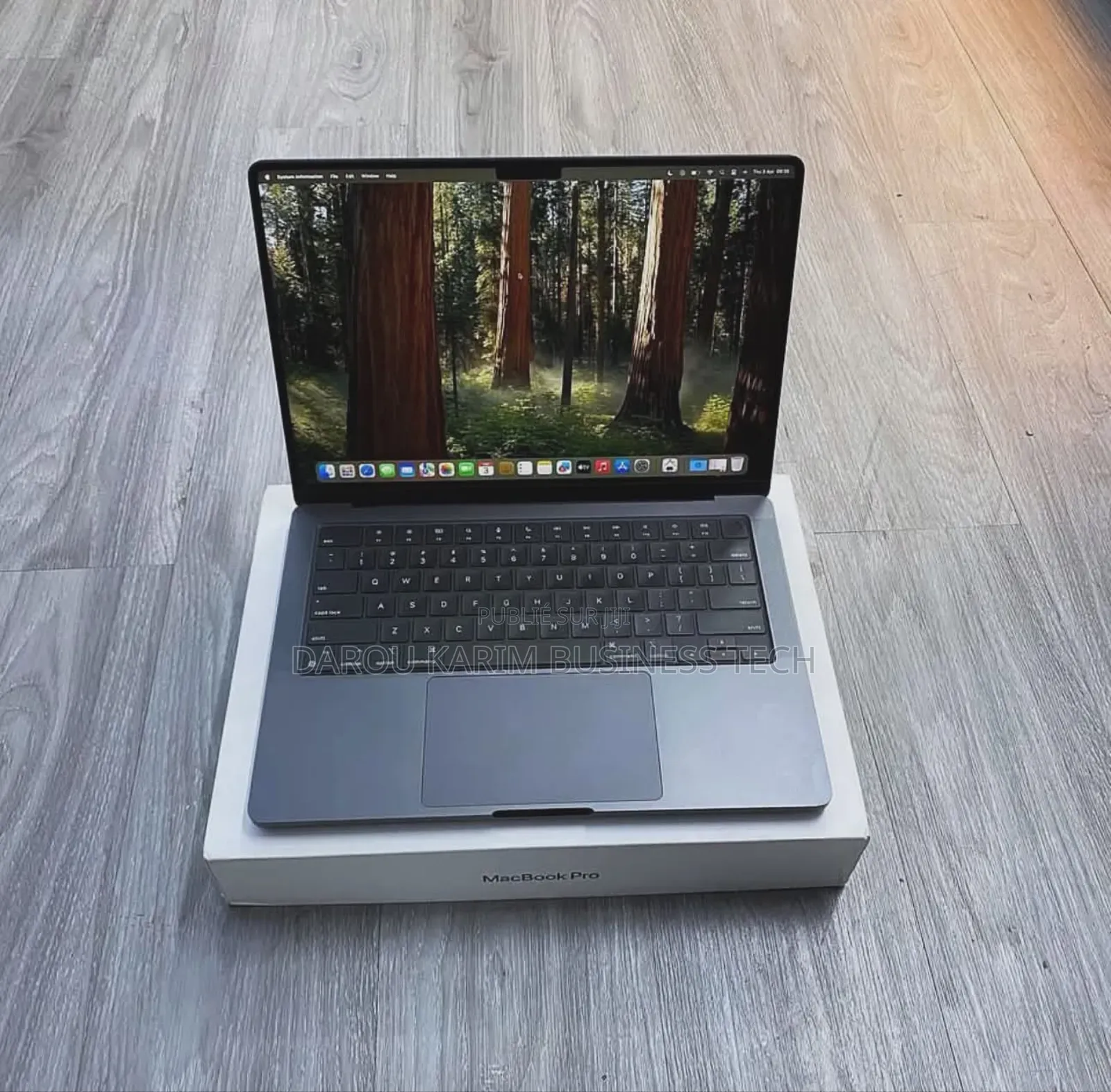 New Apple MacBook Pro 2023 M3 14-Inch 18GB Apple M3 Pro SSD 512GB