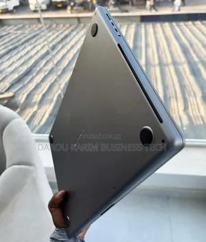 New Apple MacBook Pro 2021 M1 16GB Apple M1 SSD 512GB