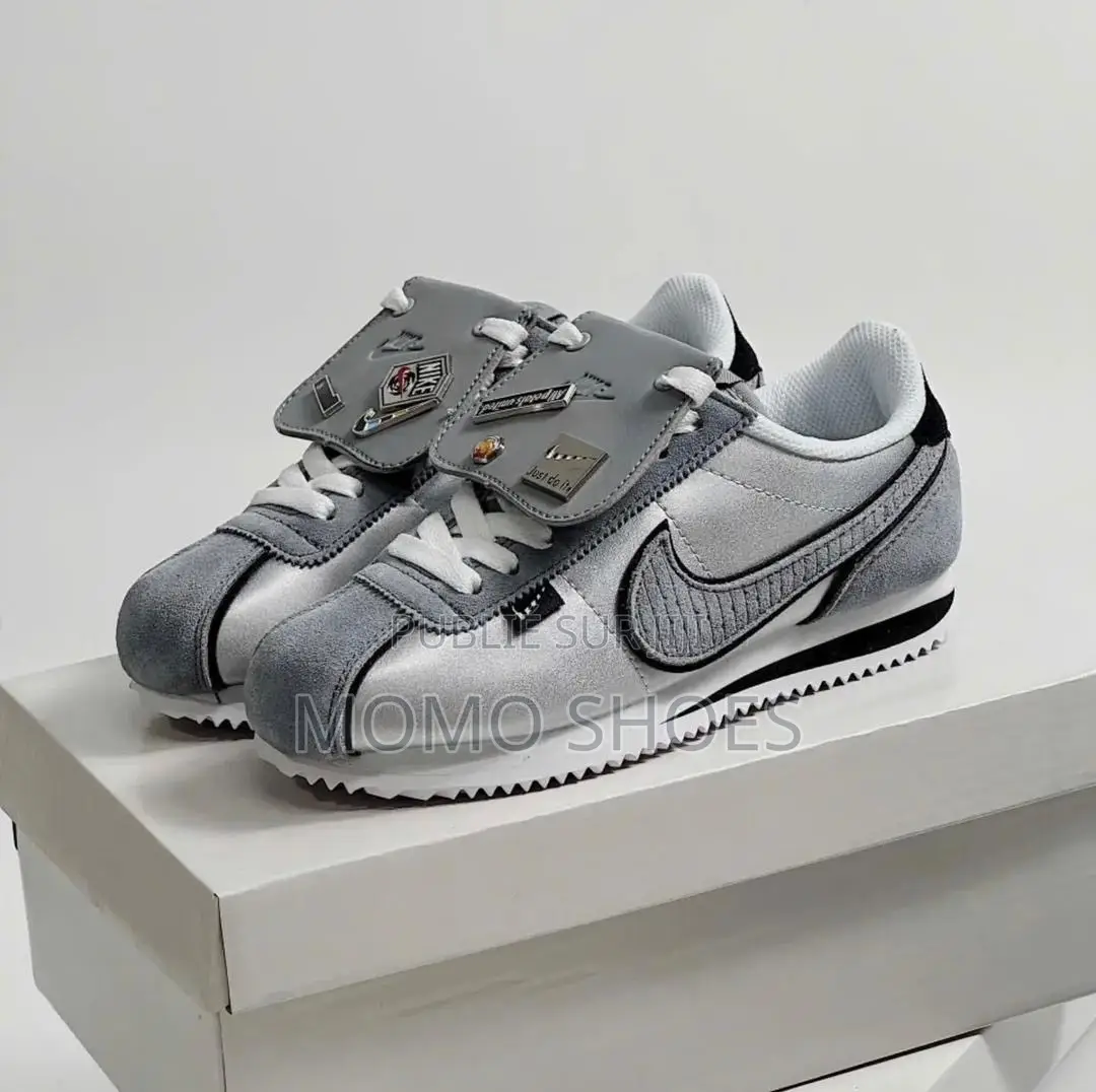 Chaussures Nike Cortez Premium