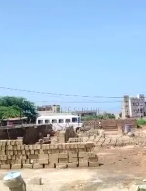 Terrain Tf De 400 M2 a Ndayane